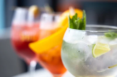 Drinks & Cocktails